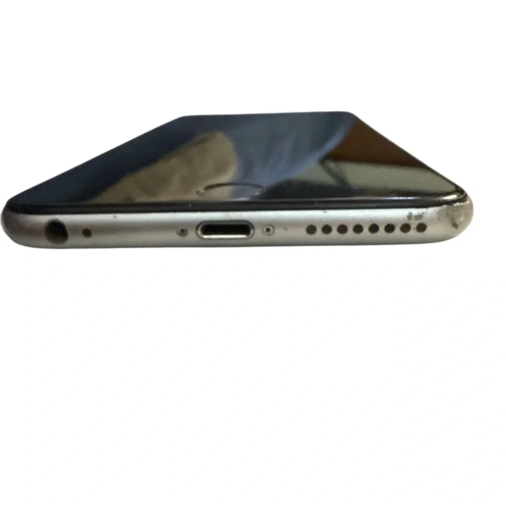 Apple IPhone 6 Plus 64GB ( Parts Only) Battery Is Bad. Unlocked